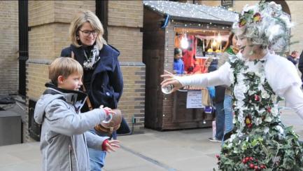 Sorcha's Enchanted Winter - Contact juggler to enhance any Christmas or Winter festival Walkabout entertainer